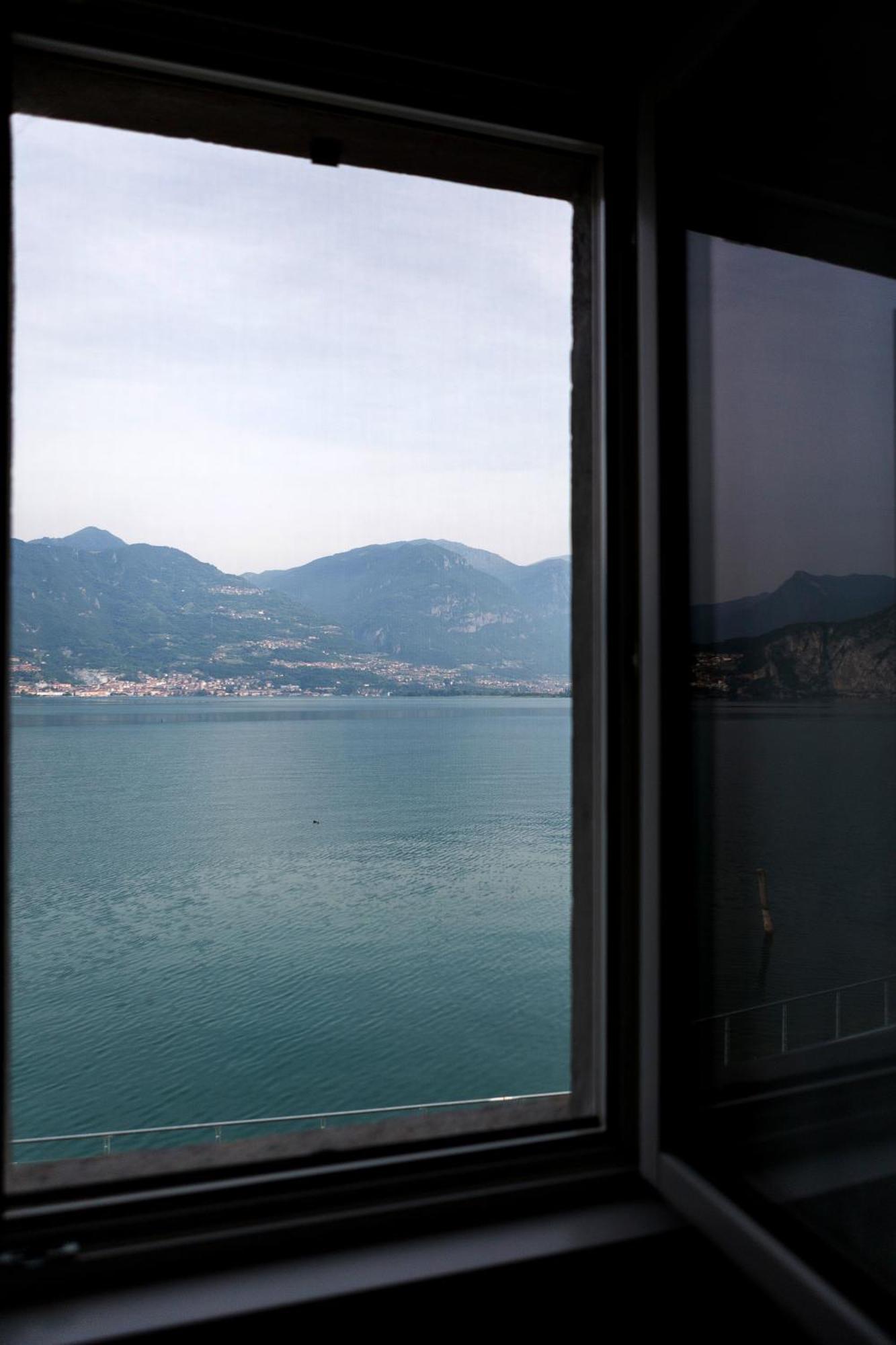 Lakefront Home Residenza Il Gallo In Riva Al Lago Pisogne Extérieur photo